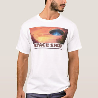 Camiseta impresa de un buque espacial