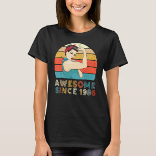 Camiseta Impresionante desde el nacimiento de una mujer fue