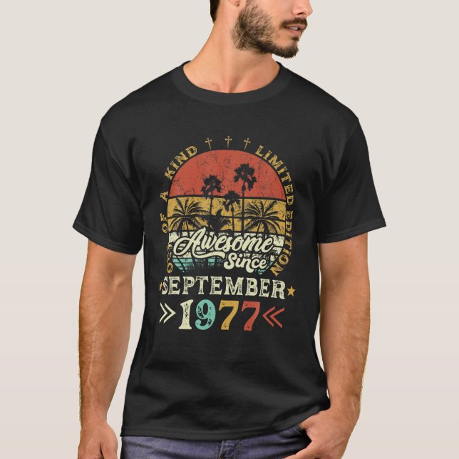 Camiseta Impresionante Desde Septiembre De 1977 Uno De Un T (Anverso)