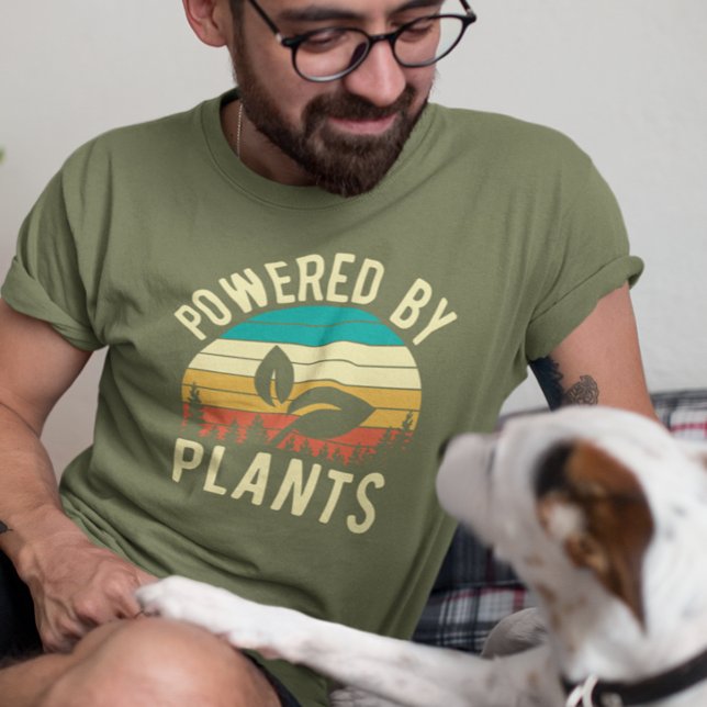 Camiseta Impulsado por plantas vegetativas vegetarias retro (Subido por el creador)