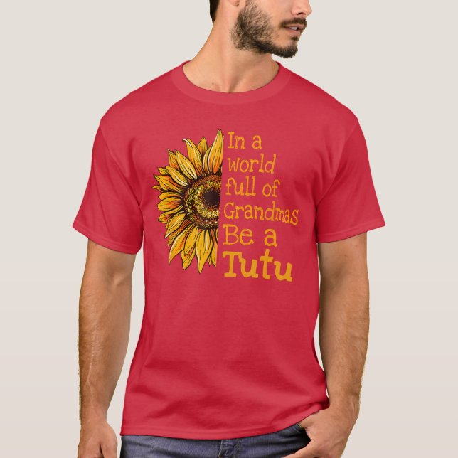 Camiseta In A World Of Grandmas Be Autu Hawaii Hawaiian Gra (Anverso)