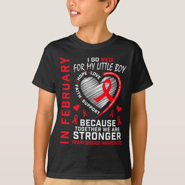 Camiseta In February I Go Red Little Boy Son Heart Disease  (Anverso)