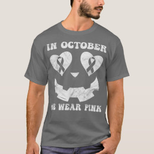 Camiseta In October We Wear Pink Breast Cancer Jackolantern