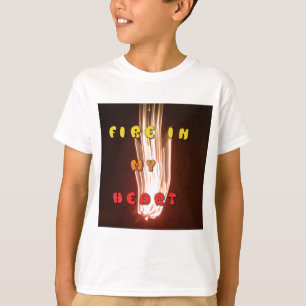 Camiseta Incendio en la imagen de arte del corazón