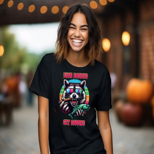 Camiseta Incluso Los Jabalíes Reciben Racoon Con Pescado