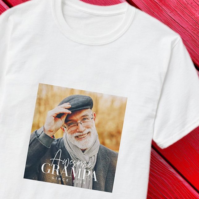 Camiseta Increíble Grampa desde 20XX Sencilla Foto Elegante (Subido por el creador)