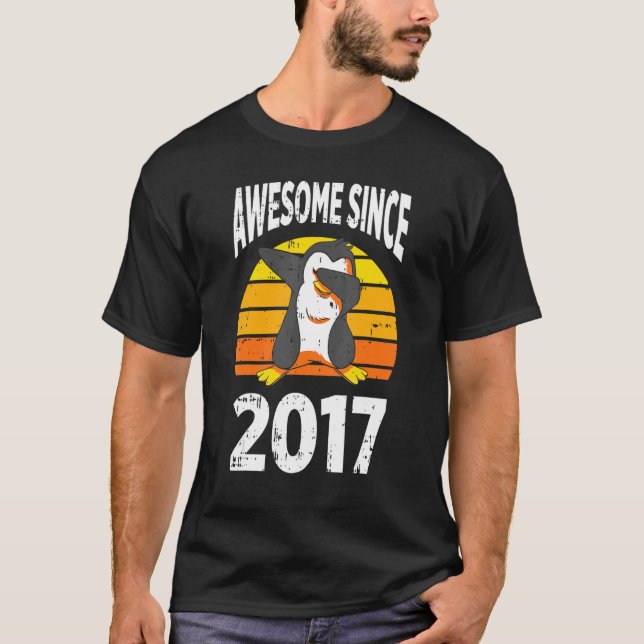 Camiseta Increíble pingüino desde 2017, quinto cumpleaños,  (Anverso)