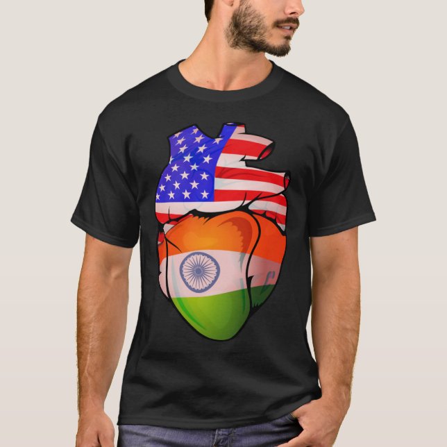 Camiseta Indian American Split Anatomical Heart With Flags (Anverso)