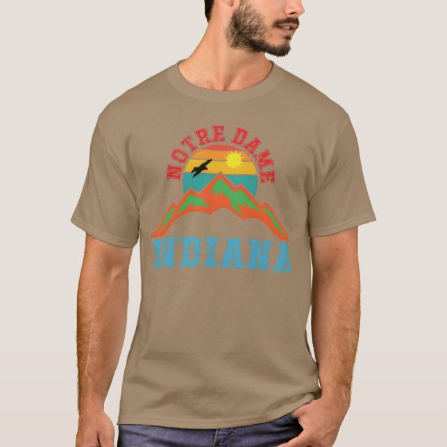 Camiseta Indiana Vacation Souvenir Campingrip friends (Anverso)