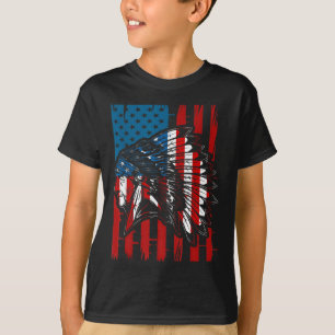 Camiseta Indios americanos rozan bandera de EE.UU. nativo d