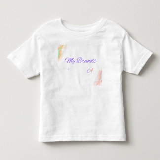 Camiseta infantil con huellas de bebé y texto