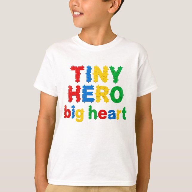 Camiseta infantil héroe pequeño corazón grande (Anverso)