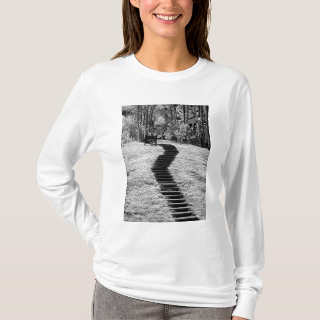 Camiseta Infrarrojo de árboles edificios y senderos en Las (Anverso)