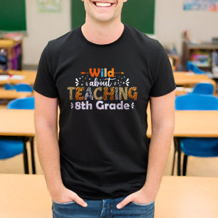 Camiseta Inquietante acerca de enseñar el octavo grado Grad