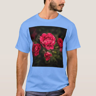 Camiseta Insectos En Un Rosa