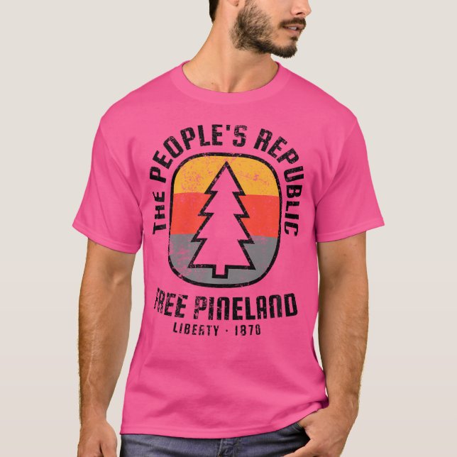 Camiseta Insignia de camping retro de la patria libre (Anverso)