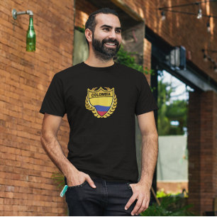 Camiseta Insignia de Escudo de oro de bandera nacional de C