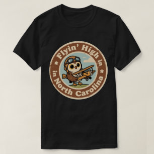 Camiseta Insígnia Retro de Carolina del Norte_ Búho con Min