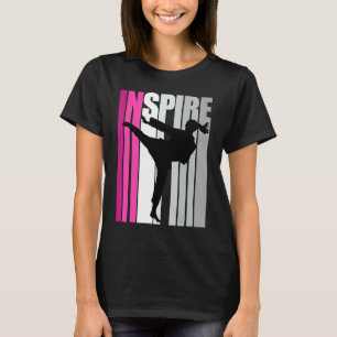 Camiseta Inspiración de la cosecha de natalidad de karate r