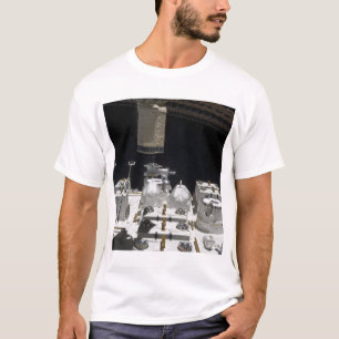 Camiseta Instalaciones expuestas del módulo de experimentos