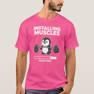 Camiseta Instalando músculos Por favor espere pingüino Fitn