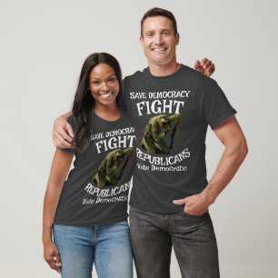 CAMISETA INTELIGENCIA ARTIFICIAL FBI FEMA AI VOTO DEMS T
