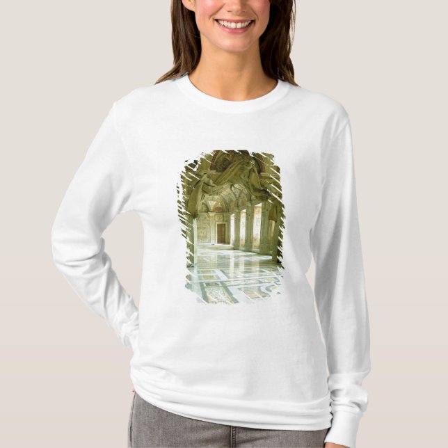 Camiseta Interior con la vista de ángeles esculpidos (Anverso)