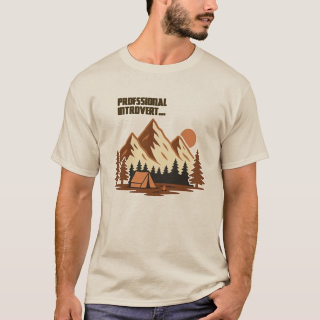Camiseta Introvertido Montañero Profesional (Anverso)