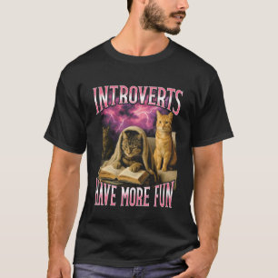 Camiseta Introvertidos se Divierten Más Bootleg de Gato Div