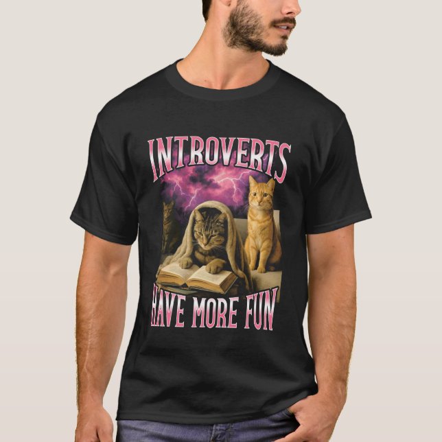Camiseta Introvertidos se Divierten Más Bootleg de Gato Div (Anverso)