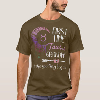 Camiseta Invitación de embarazo de la abuela Taurus Zodiac