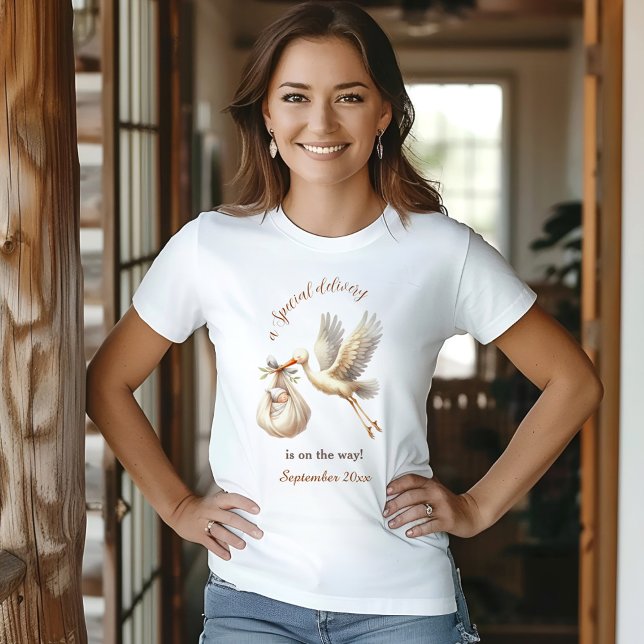 Camiseta Invitación Neutral de Embarazo de Género Tormenta  (Gender Neutral Pregnancy Announcement Unisex Stork T-Shirt)