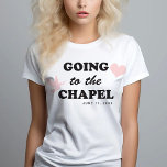 Camiseta Ir a la capilla | Novia temática de los años 70<br><div class="desc">Esta camiseta de novia 'yendo a la capilla' presenta un tipo de letra temático retro de los años 70 con gráficos de íconos de paloma boda y corazón . Esta camisa hace el regalo perfecto para una futura novia en su ducha de novia o fin de semana de soltera para...</div>