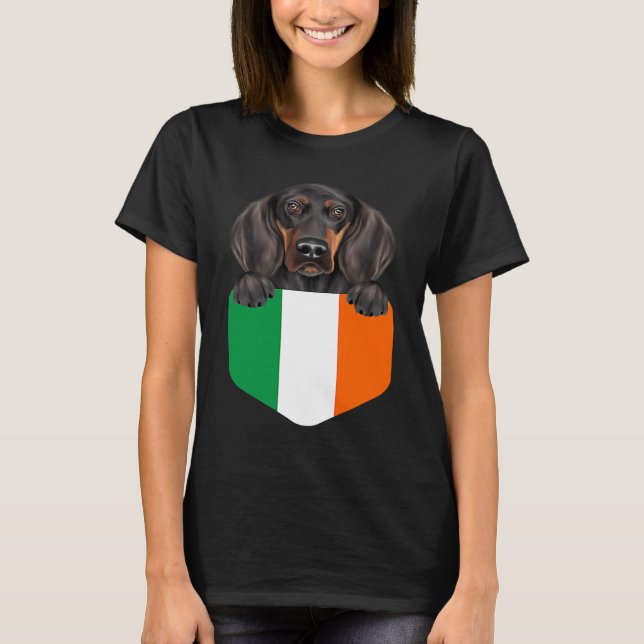 Camiseta Ireland Flag Black and Tan Coonhound Dog In Pocket (Anverso)