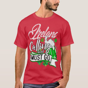 Camiseta Irelands Está Llamando Y Debo Ir A Clover Irish Be