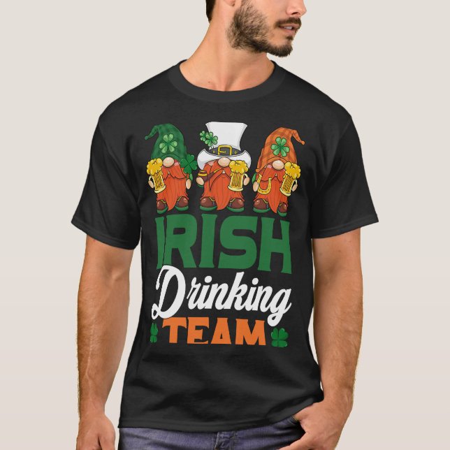Camiseta Irish Drinking Team Drinking Beer Gnome  Patricks  (Anverso)