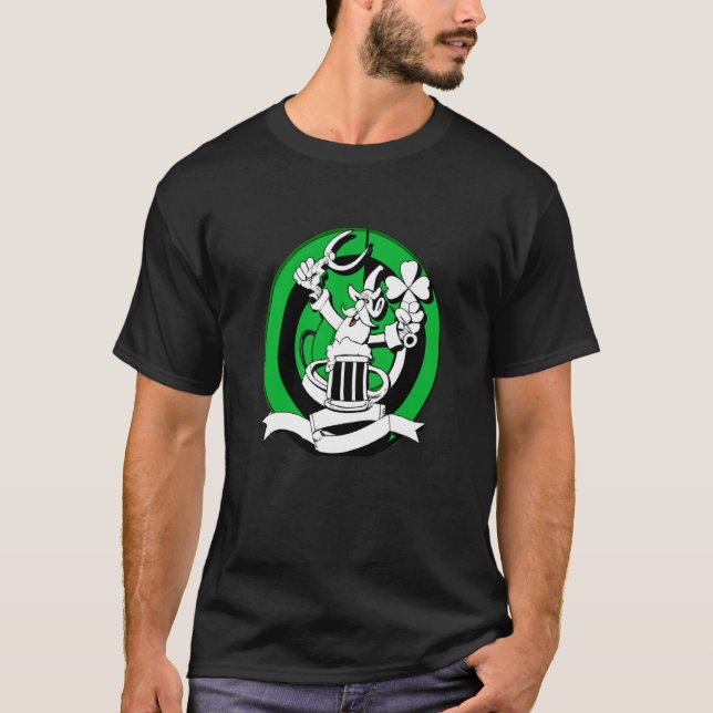 Camiseta Irish lucky shamrock with beer mug St Patricks Day (Anverso)