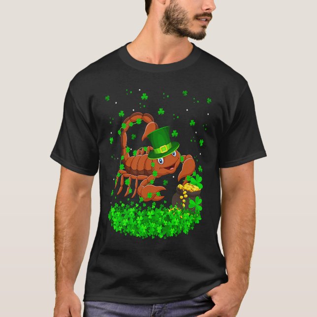 Camiseta Irish Shamrock Leprechaun Scorpion St Patrick's Da (Anverso)