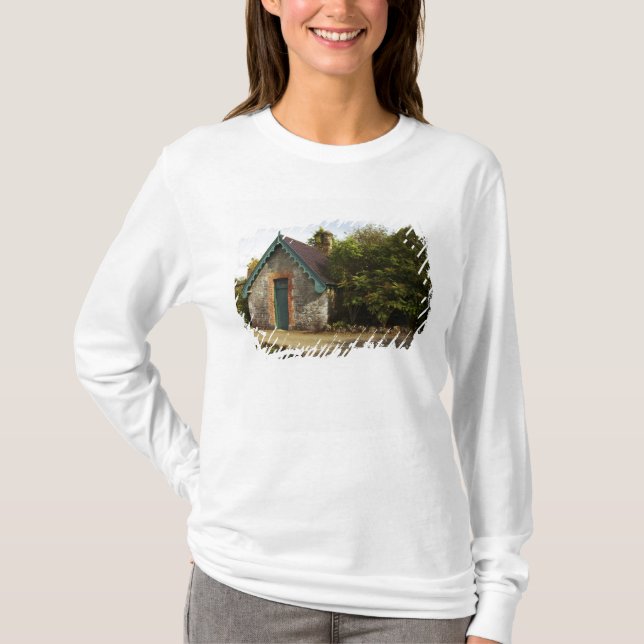 Camiseta Irlanda, el jardín amurallado del castillo de Drom (Anverso)