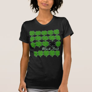 Camiseta Irlandés negro con montones de Shamrock