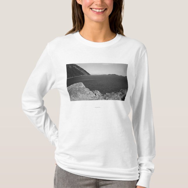 Camiseta Isla de Lummi, WA - visión desde las rocas de (Anverso)