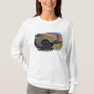 Camiseta Isla Kronverksky, Museo de la Artillería, camión