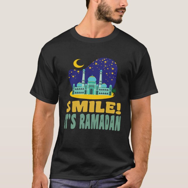 Camiseta It s Ramadan Bro Smile Muslim s Fasting Month Rama (Anverso)