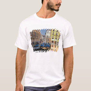 Camiseta Italia, Venecia, góndolas amarradas a lo largo del