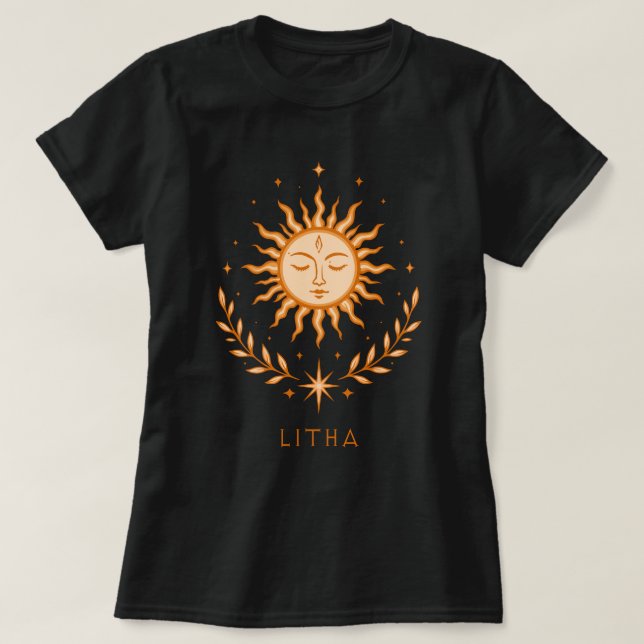 Camiseta itha Celestial Sun Face Botanical Wreath Art (Diseño del anverso)