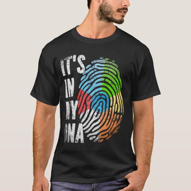Camiseta IT'S IN MY DNA Beach Ball Fingerprint (Anverso)