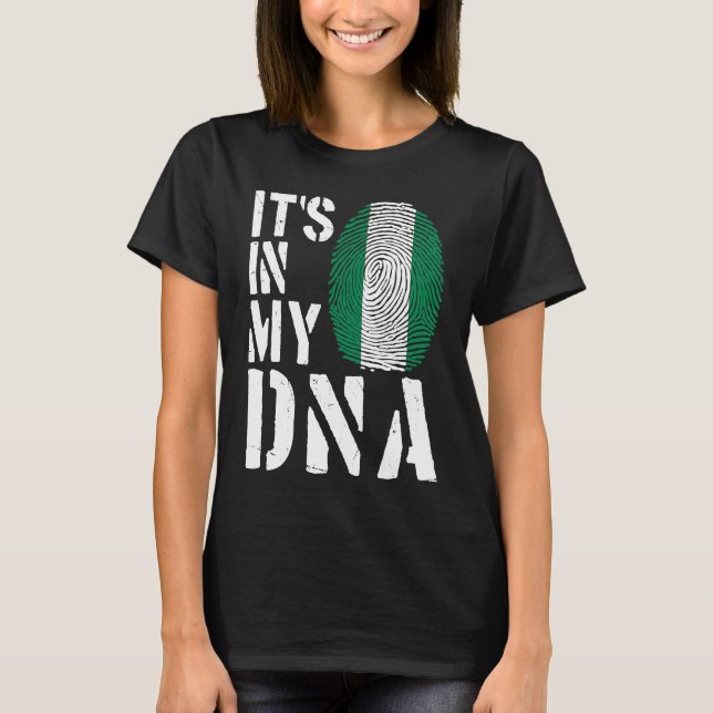 Camiseta It's In My DNA Nigerian Flag Fingerprint BHM Afro  (Anverso)