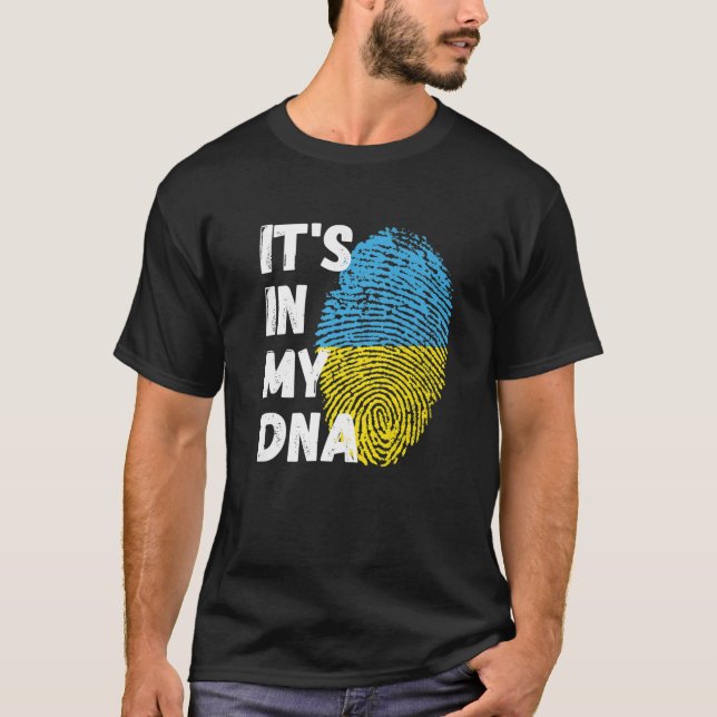 Camiseta It's In My DNA Ukraine Flag Support Ukraine (Anverso)