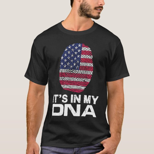 Camiseta IT'S MY DNA IN Flag National Pride Fingerprint Nat (Anverso)
