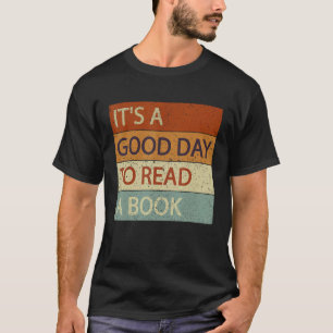 Camiseta Itu2019 es un buen día para leer un libro nacional
